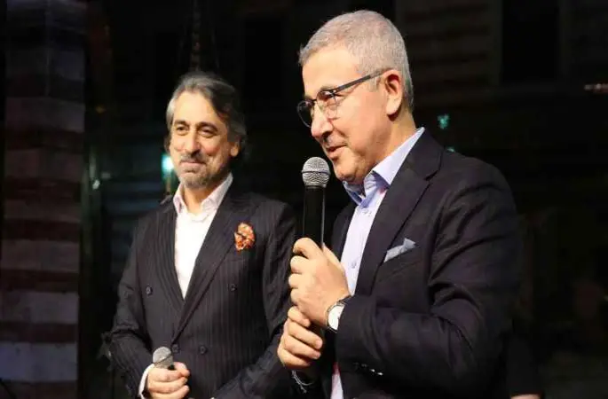 Eşref Ziya Terzi’den gönüllerin pasını silen konser