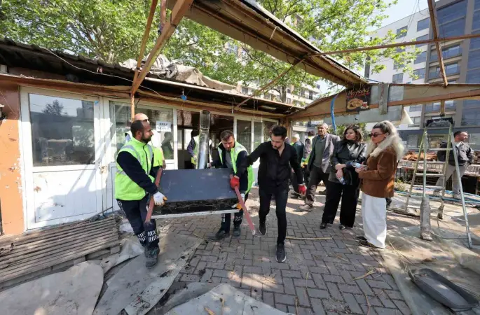 1050 Konutlar’daki yeşil alan işgalden kurtarıldı
