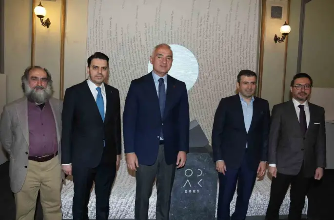 106 yıllık Karaköy Palas yeniden kapılarını açtı
