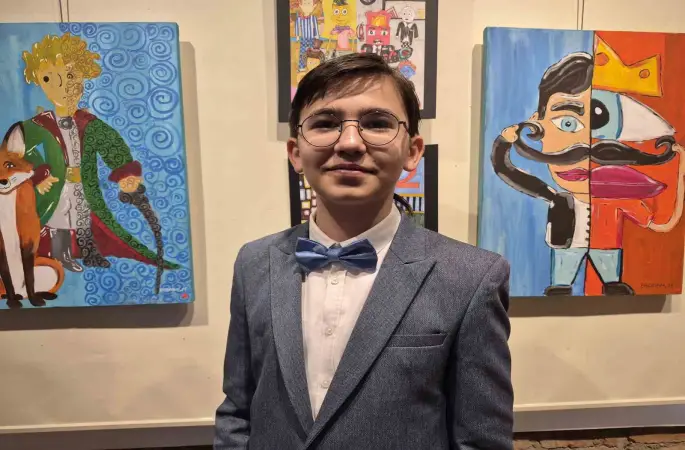 12 yaşındaki Egemen’in resim sergisi
