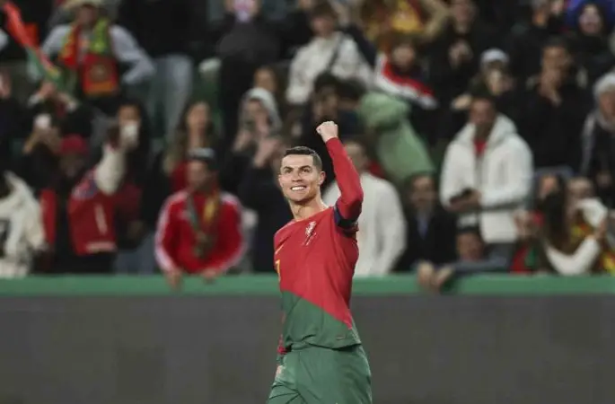 Cristiano Ronaldo’dan yeni dünya rekoru