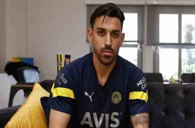 "Fenerbahçe’yi seçtiğim için hedef haline getirildim"