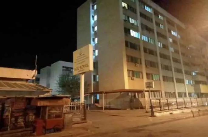 İzmir'de bir kişi silahla vurularak öldürüldü