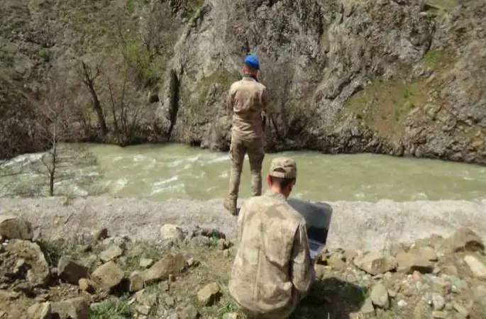 Azat Demiral, Mehmet Can Demiral ve Baran Aslan Taş’ın bulunduğu araç Munzur Çayı'na düştü