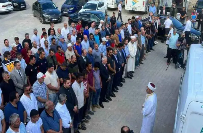 Asel bebek son yolculuğuna uğurlandı