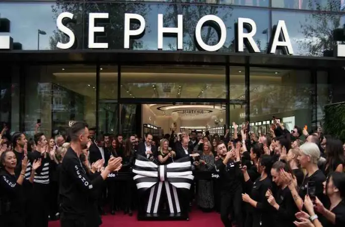 Sephora, Türkiye’deki ilk amiral mağazasını Bağdat Caddesi’nde açtı