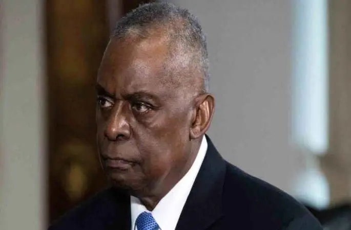 ABD Savunma Bakanı Austin, hastaneye kaldırıldığını gizlediği için ABD halkından özür diledi