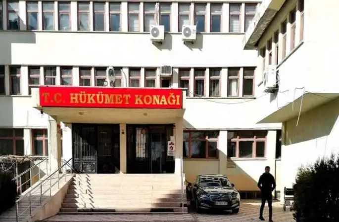 Kızının boşanma davasında kalp krizi geçiren babayı savcının çabası da kurtaramadı