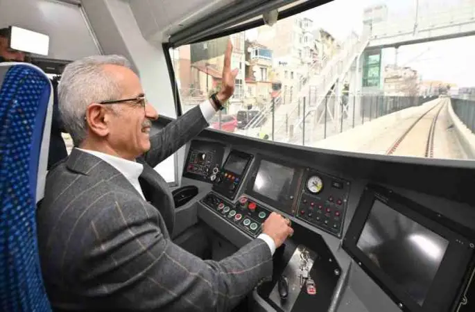 Bakan Uraloğlu’ndan Ekrem İmamoğlu’na "davet" yanıtı: "Derdimiz İstanbul’a hizmet olmalı"