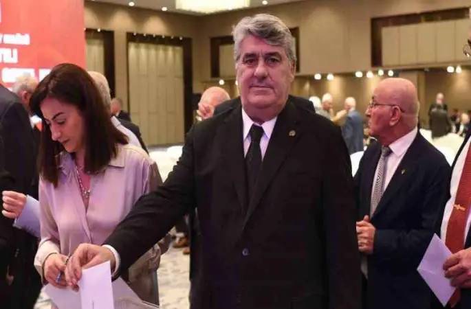 Serdal Adalı, TJK Başkanlığına 5. kez seçildi
