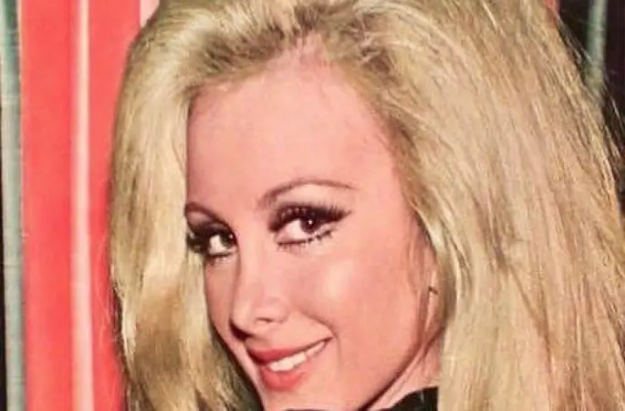 Yeşilçam'ın efsanesi Filiz Akın hayatını kaybetti