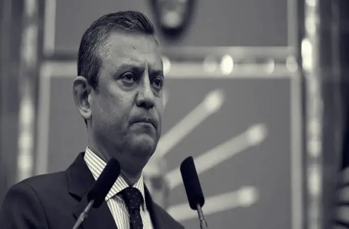 2026 Asgari Ücreti Belli Oldu: Açlık Sınırının Altında "Sefalet" Zammı! Özgür Özel'den Sert Tepki: "2026 Seçim Yılıdır!"