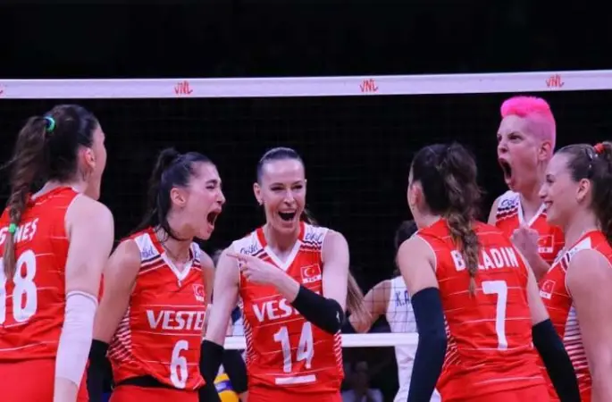 FIVB Kadınlar Milletler Liginde Türkiye, Tayland’ı 3-1’le geçti, İtalya’nın rakibi oldu
