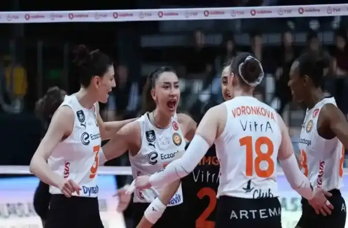 Eczacıbaşı Dynavit adını finale yazdırdı