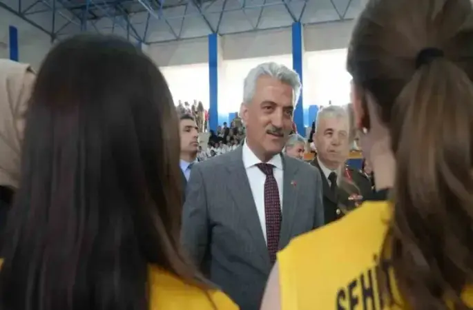 Çocukları tehdit eden tehlike 3T: Validen ’dijital bağımlısı’ olmayın, ’spor yapın’ çağrısı