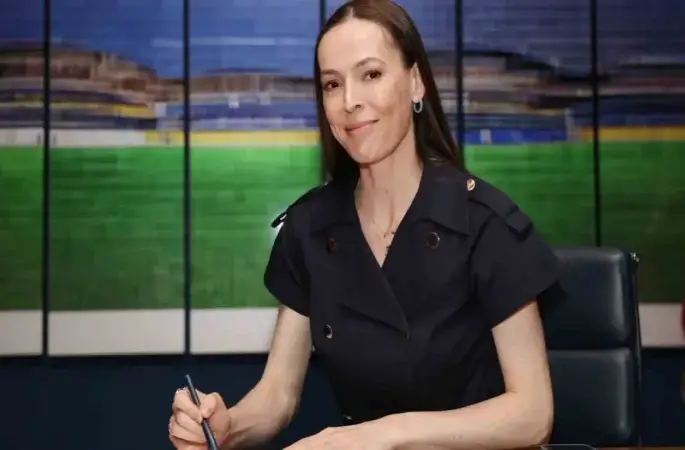 Fenerbahçe, Eda Erdem ile 2 yıllık yeni sözleşme imzaladı