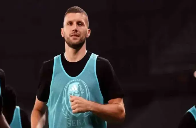 Beşiktaş’ta Ante Rebic ile yollar ayrıldı