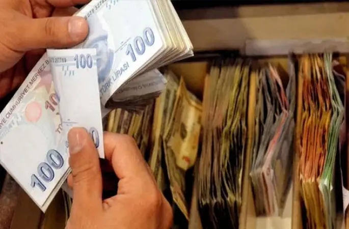 EYT düzenlemesini bekleyenler dikkat! EYT ertelendi mi? EYT iptal olur mu?