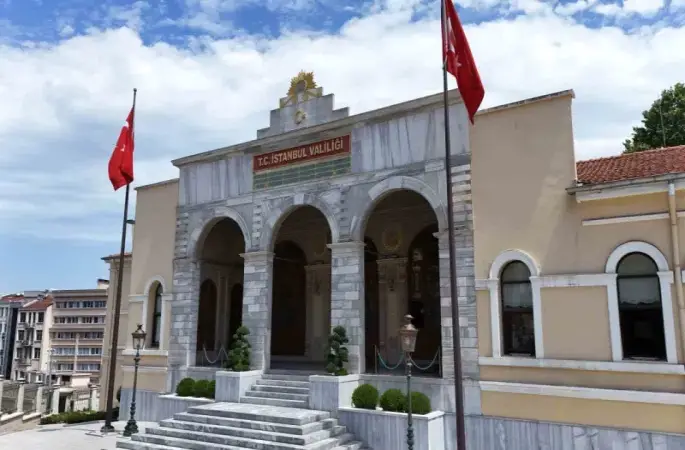 268 yıllık tarihi İstanbul Valilik binası yenileniyor