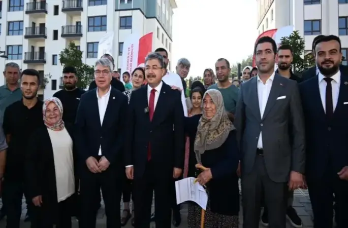 Osmaniye’de 90 deprem konutun daha anahtar teslimi yapıldı