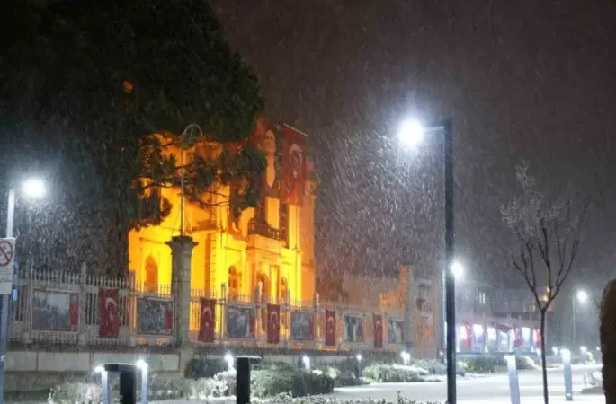 Edirne'de eğitime bir gün ara