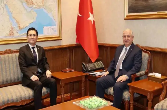 Bakan Güler, Kore Cumhuriyeti’nin Ankara Büyükelçisi Jeong’u kabul etti