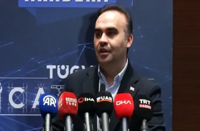 Sanayi ve Teknoloji Bakanı Fatih Kacır: “Ay’a erişmeyi hedefliyoruz”