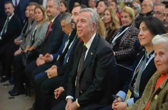 ABB Başkanı Yavaş: “Yaşlı bireylerin hayatını kolaylaştıracak tedbirler almamız gerekiyor”