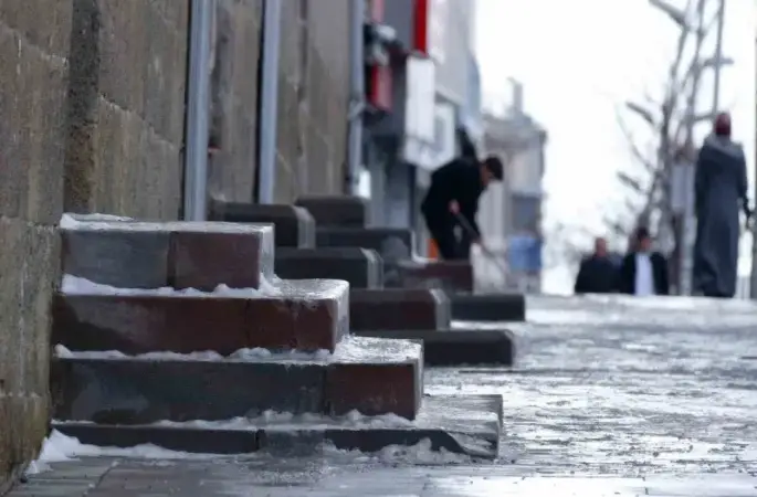 Soğuk rekoru yine Erzurum’da