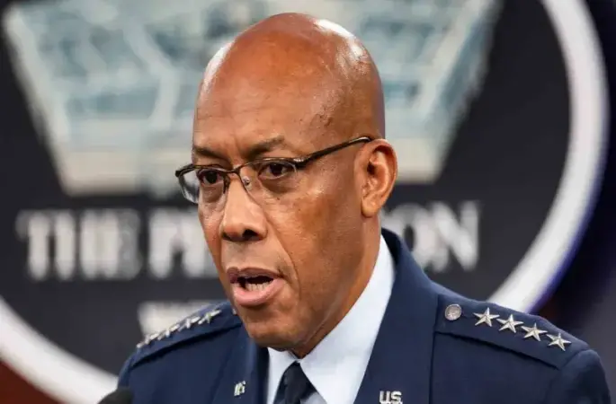 ABD Başkanı Trump, genelkurmay başkanını görevden aldı