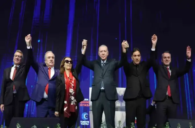 AK Parti’ye 3 milletvekili katıldı