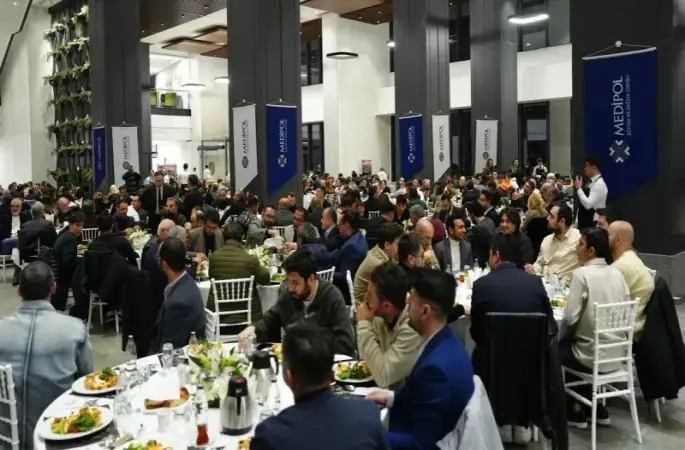 Medya mensupları sahur programında bir araya geldi