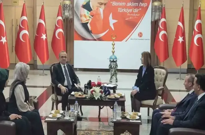 AK Parti’den MHP’ye bayram ziyareti