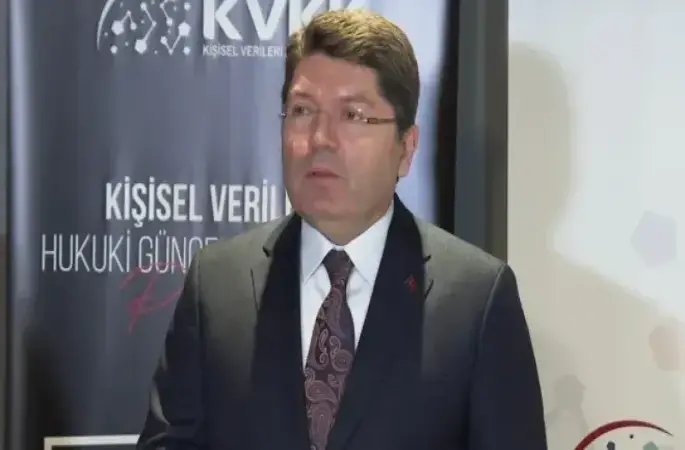 Adalet Bakanı Yılmaz Tunç’tan Özgür Özel’e tepki: "Bu ifadeler hadsizlik, kendisine iade ediyoruz"