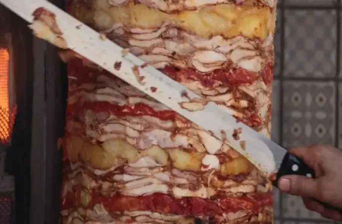 Tavuk dönerin üretim ve tüketimi yasaklanabilir