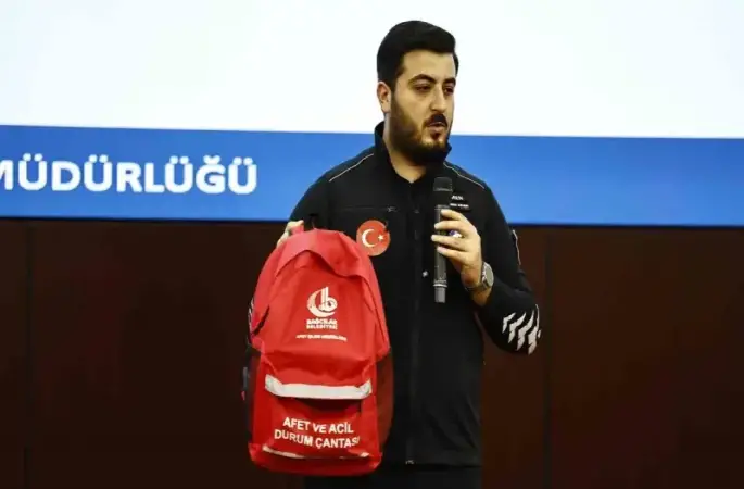 Uzmandan uyarı: "Deprem gelmeden evinizde tatbikat yapın"