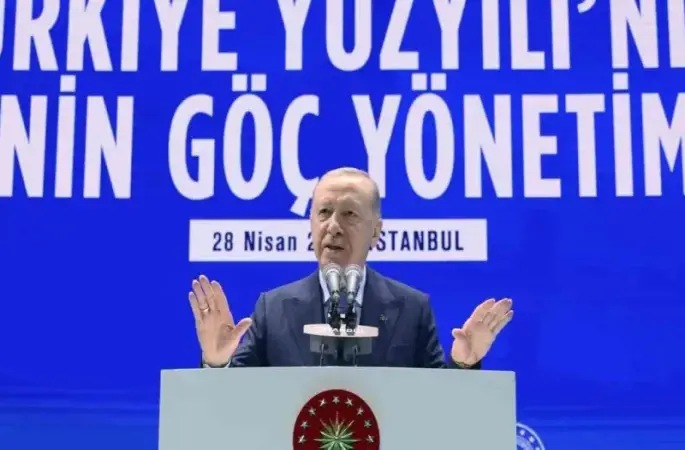 Cumhurbaşkanı Erdoğan: "Türkiye’de toplam 4 milyon 33 bin göçmen var"