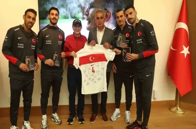 A Milli Takım’dan Aziz Sancar’a ziyaret