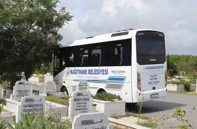 Kağıthane Belediyesi’nden vatandaşlara kabir ziyareti kolaylığı