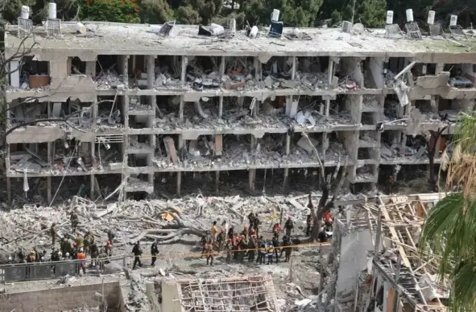 İran: "İsrail’e 40 füze fırlatıldı"