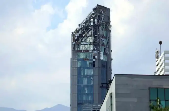 İran: "Tahran’da 200’den fazla nokta vuruldu"