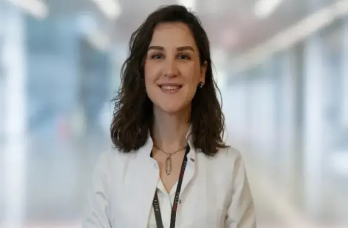 "Ekrana çok maruz kalıyorsanız 20-20-20 kuralını uygulayın"