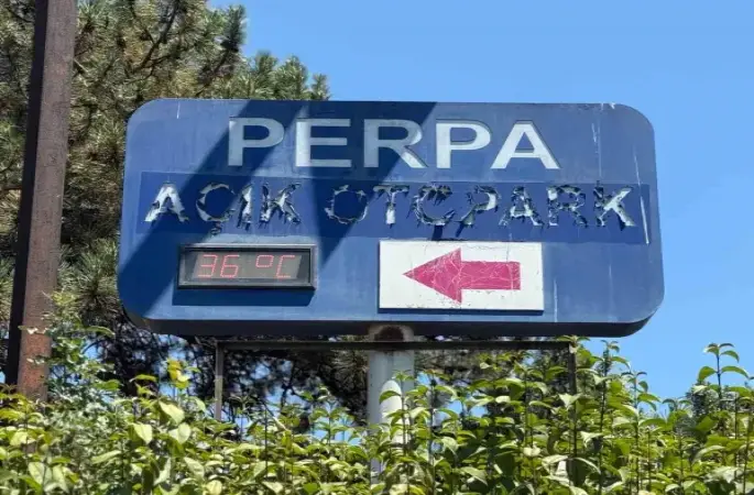 Termometreler 36 dereceyi gösterdi: Sıcaktan bunalan vatandaşlar sahile akın etti