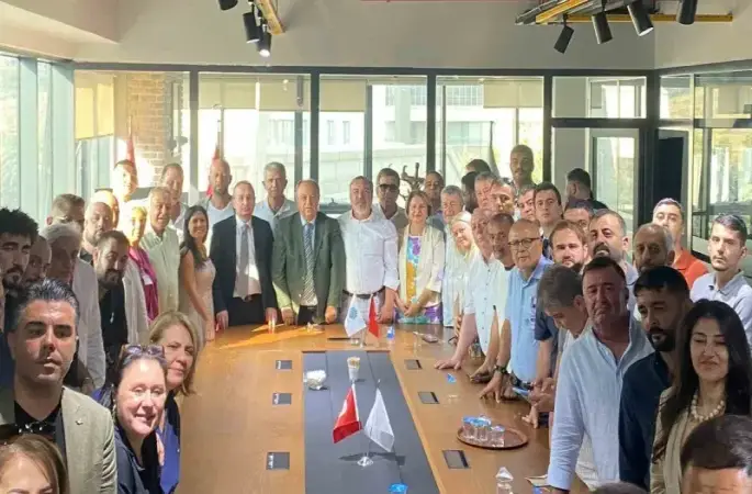 Memleket Partisi kapatıldı