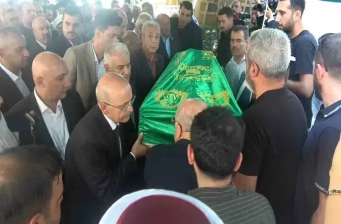 Bakan Şimşek’in ağabeyi Nazmi Şimşek Yalova’da toprağa verildi