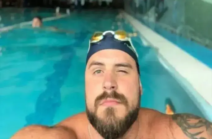 Rus yüzücü İstanbul Boğazı’nda yapılan yüzme yarışında kayboldu