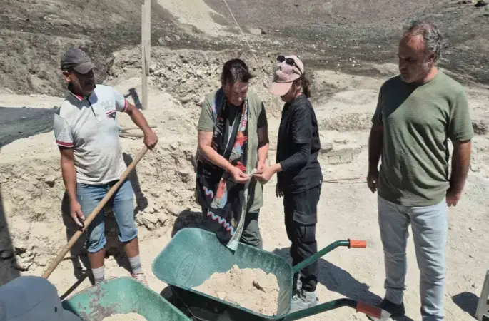 Trakya’nın en büyük antik tiyatrosunda kazılar sürüyor