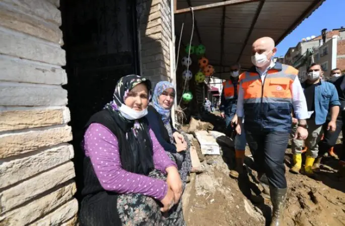 Ulaştırma Bakanı Karaismailoğlu: “Sel mağdurlarının Ağustos ayı GSM faturaları bir ay ertelenecek”