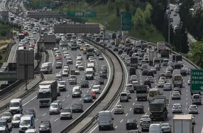 Trafiğe kaydı yapılan taşıt sayısı yüzde 13,4 azaldı