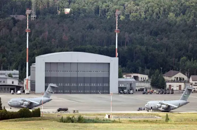 ABD’nin Almanya’nın 20 farklı bölgesinde yaklaşık 39 bin askeri bulunuyor
